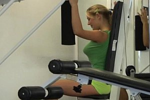 videossex性寡妇变态