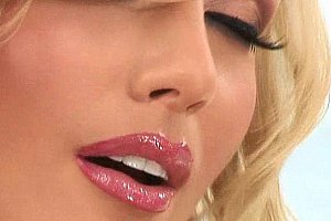 日夲老伯daddy同性tⅤ